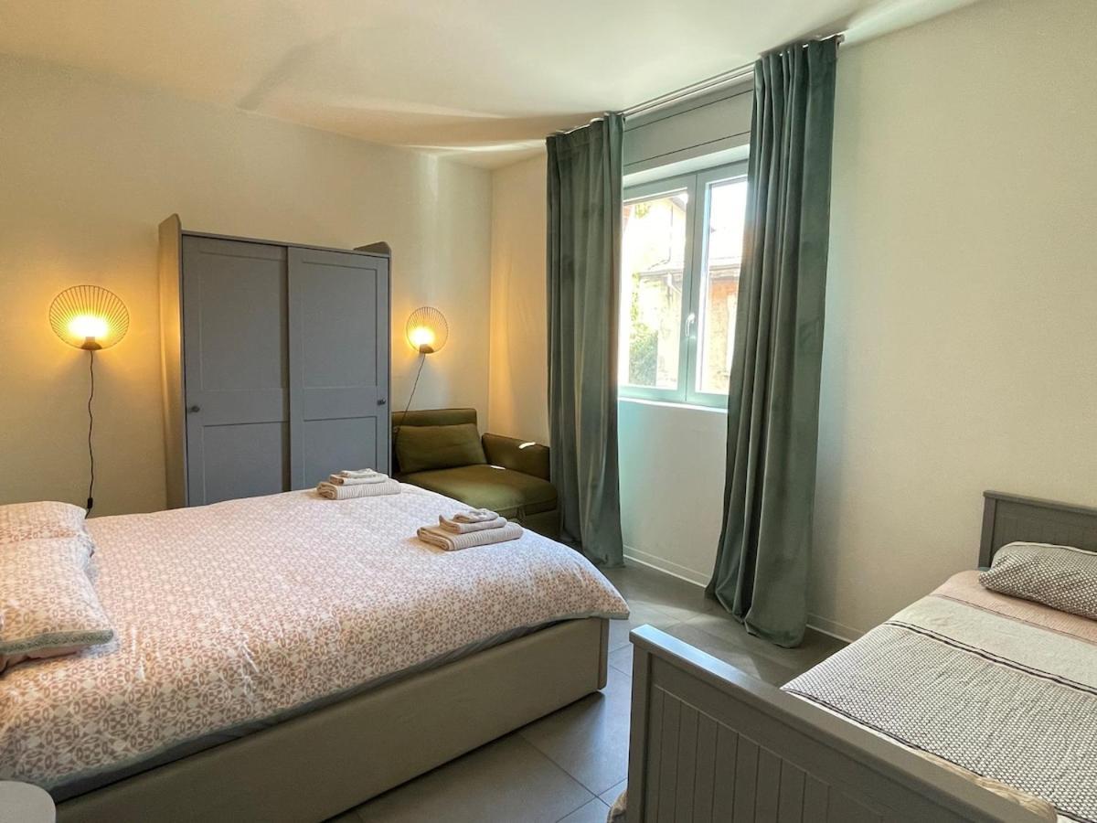 City Center - Modern Flat With Free Parking And Wifi - Apt B Lejlighed Bergamo Eksteriør billede